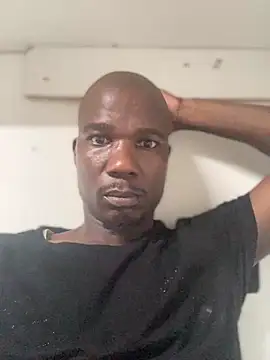 Snapshot of Ndodemnyama@xh chatting on February 2, 2026, 10:14 am Ndodemnyamaxh online show from February 2, 2026, 10:14 am