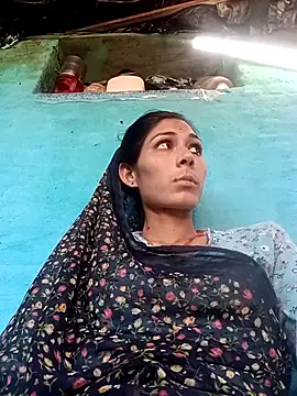 Jyoti Roy1 online show from November 5, 2025, 4:04 am