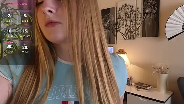 Snapshot of Merelin_Befer chatting on November 26, 2025, 1:22 pm Merelin Befer online show from November 26, 2025, 1:22 pm