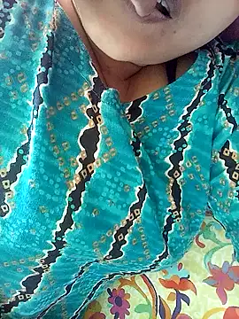 Tina 250 online show from December 15, 2025, 3:45 am