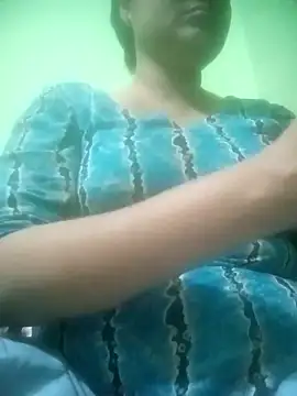 Tina 250 online show from April 18, 2026, 3:47 pm