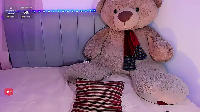 SexyNaza 1 online show from April 5, 2026, 11:55 pm