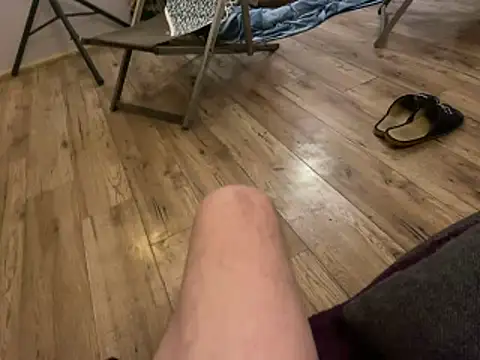 Snapshot of Niesmialyy chatting on January 5, 2026, 9:40 pm Niesmialyy online show from January 5, 2026, 9:40 pm