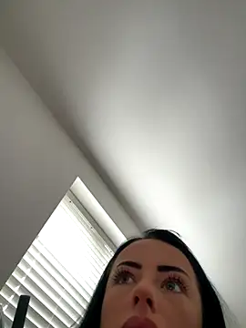 Snapshot of Bethrae25 chatting on November 28, 2025, 2:17 pm Bethrae25 online show from November 28, 2025, 2:17 pm