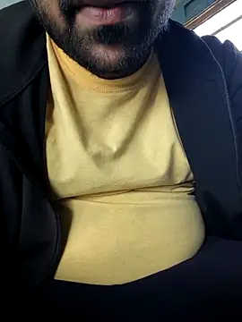 funnyboy 069 online show from November 27, 2025, 8:04 am