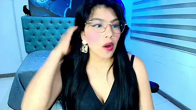 Snapshot of EsmeraldaChantre chatting on November 11, 2025, 11:38 am EsmeraldaChantre online show from November 11, 2025, 11:38 am