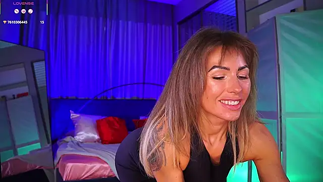 Snapshot of Nikki__Amour chatting on February 8, 2026, 1:31 pm Nikki Amour online show from February 8, 2026, 1:31 pm