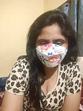 Snapshot of mouni499 chatting on November 18, 2025, 5:38 pm mouni499 online show from November 18, 2025, 5:38 pm