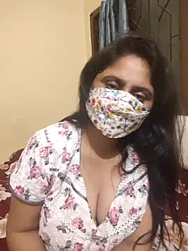 Snapshot of mouni499 chatting on November 6, 2025, 5:28 pm mouni499 online show from November 6, 2025, 5:28 pm