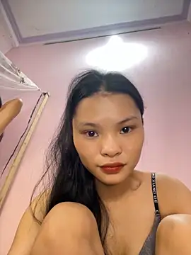 lung-linh online show from November 12, 2025, 5:44 am