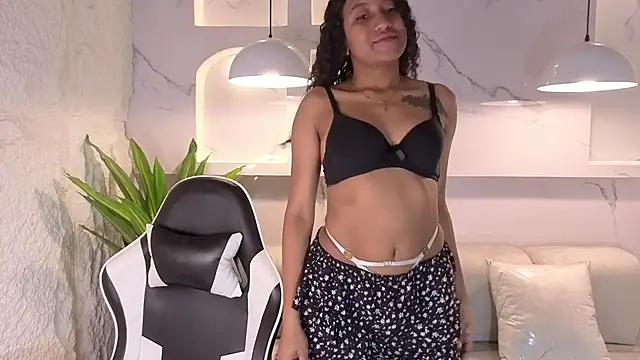 ninadelight tp online show from November 11, 2025, 7:52 pm