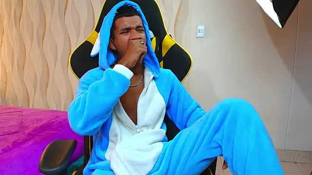 Boy savoy online show from November 10, 2025, 7:30 pm