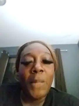 Snapshot of BiancaClarkson chatting on November 12, 2025, 11:52 pm BiancaClarkson online show from November 12, 2025, 11:52 pm