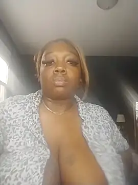 Snapshot of BiancaClarkson chatting on November 9, 2025, 6:56 pm BiancaClarkson online show from November 9, 2025, 6:56 pm