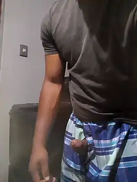 annifuck13 online show from December 1, 2025, 11:05 pm