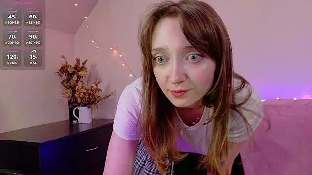 TinyMuse  online show from November 22, 2025, 1:48 am