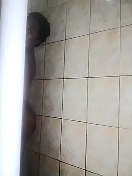 Snapshot of SexyLipss_ chatting on January 5, 2026, 6:33 pm SexyLipss online show from January 5, 2026, 6:33 pm