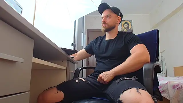 Ryanstone  online show from May 21, 2026, 3:48 am