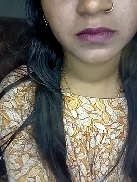 Neha533 online show from April 18, 2026, 8:42 pm