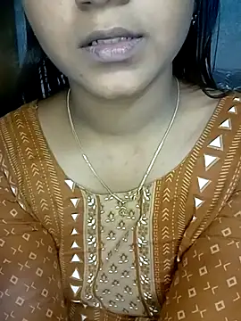 Neha533 online show from November 9, 2025, 2:43 pm