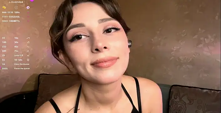 Snapshot of CrystaDepaul chatting on November 5, 2025, 8:39 am CrystaDepaul online show from November 5, 2025, 8:39 am