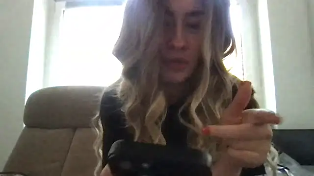 Ameliiya online show from February 20, 2026, 3:14 pm