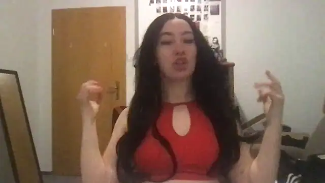 Ameliiya online show from February 6, 2026, 6:48 pm