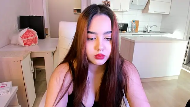 ayameshiratori online show from November 6, 2025, 3:21 am