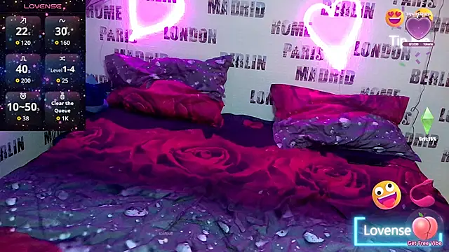 Bya hootgyrl1 online show from January 15, 2026, 7:50 pm