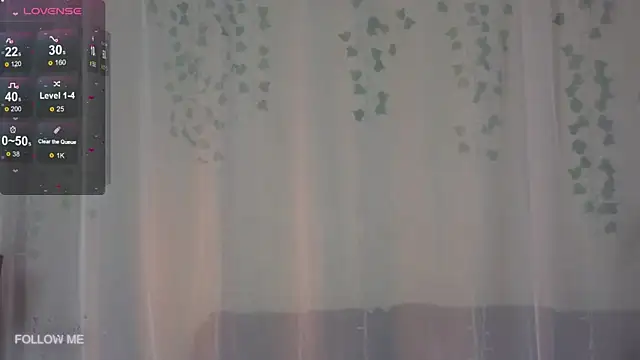 Mila wxw online show from November 11, 2025, 11:27 am