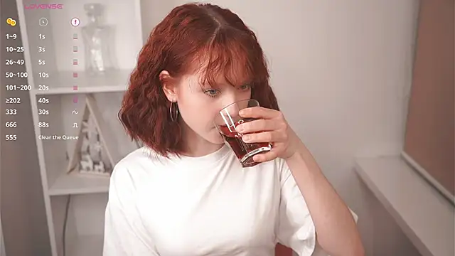 MaisieStarlight online show from February 2, 2026, 5:23 pm