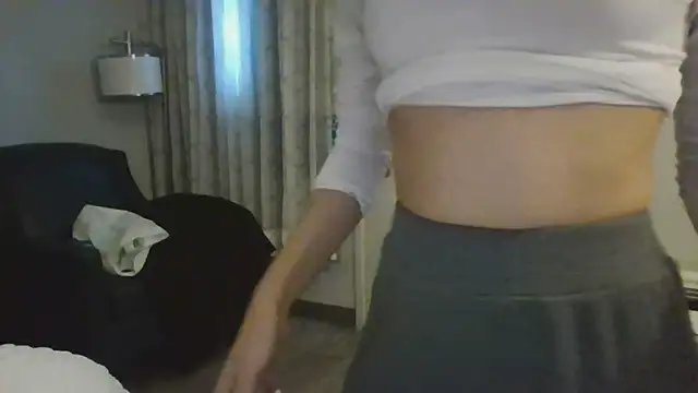 Snapshot of Jowsie chatting on November 28, 2025, 9:04 pm Jowsie online show from November 28, 2025, 9:04 pm