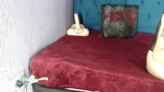 Martina erotic online show from November 30, 2025, 9:15 pm