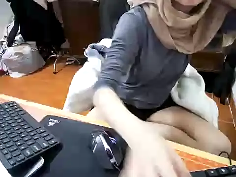 Snapshot of ---Lusi03--- chatting on January 7, 2026, 10:31 am ---Lusi03--- online show from January 7, 2026, 10:31 am