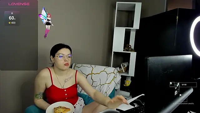 Karina Kellyy online show from December 4, 2025, 2:32 am