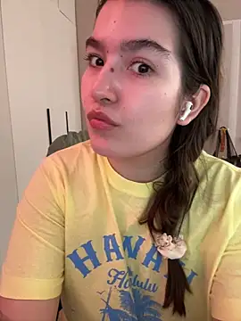 provocatrixxxx online show from March 4, 2026, 7:49 am