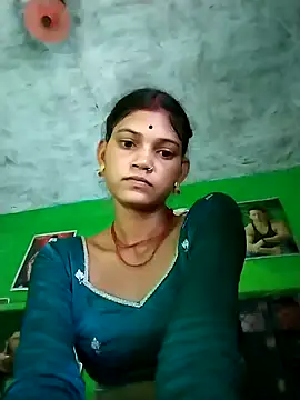 Snapshot of Jooli_cuty chatting on May 16, 2026, 1:59 am Jooli cuty online show from May 16, 2026, 1:59 am