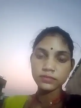 Jooli cuty online show from November 25, 2025, 12:49 pm