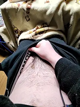 yuyuyu23565 online show from November 19, 2025, 12:27 pm