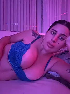 Snapshot of jojoa23 chatting on February 21, 2026, 7:38 pm jojoa23 online show from February 21, 2026, 7:38 pm