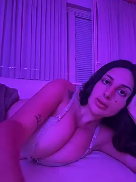 jojoa23 online show from April 18, 2026, 5:59 pm