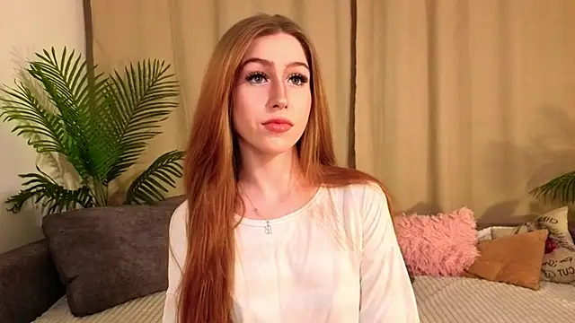 GiuseppinaRodenbough online show from November 13, 2025, 10:02 pm