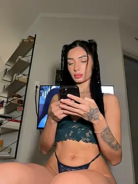 Snapshot of VickyM99 chatting on February 13, 2026, 2:50 pm VickyM99 online show from February 13, 2026, 2:50 pm