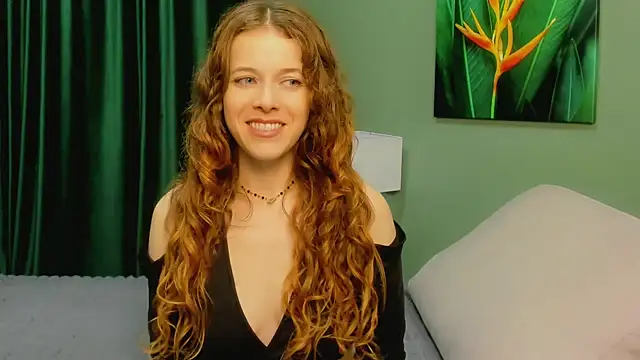 LoraWarner online show from November 26, 2025, 12:10 am