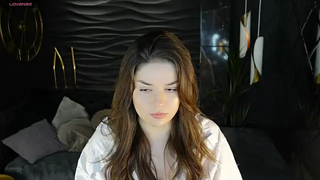 melanie neal online show from November 25, 2025, 9:04 pm