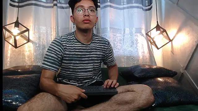 alexy re online show from November 11, 2025, 5:30 pm