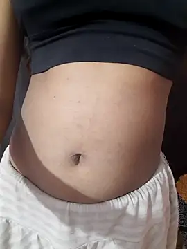 Snapshot of Khushbu678 chatting on November 13, 2025, 4:05 am Khushbu678 online show from November 13, 2025, 4:05 am