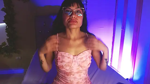 valkiry  online show from November 4, 2025, 9:40 pm