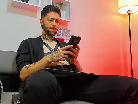 Supreme Alpha online show from November 13, 2025, 2:59 am