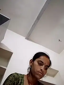 Asha hot2 online show from May 31, 2026, 5:19 pm